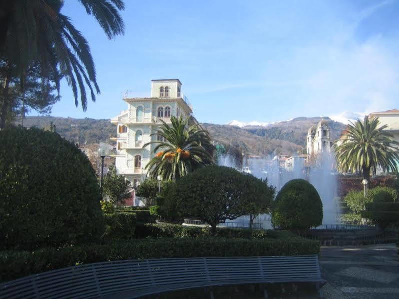 Villa Rosa Etna Apartments Zafferana Etnea Εξωτερικό φωτογραφία